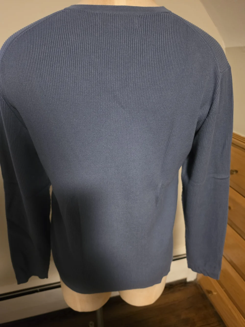 Banana Republic Men's V-Neck Ribbed Sweater - Navy Blue